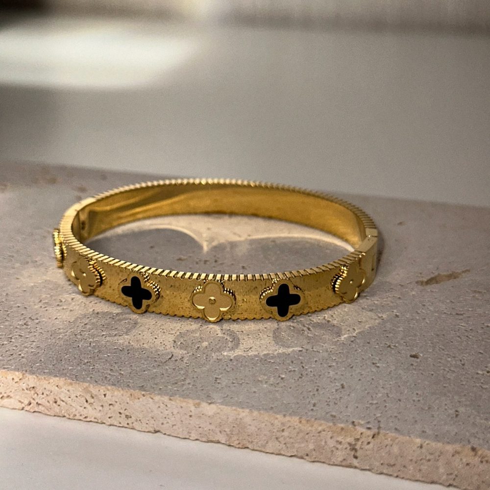 Shop Primary Image Shop Primary Image